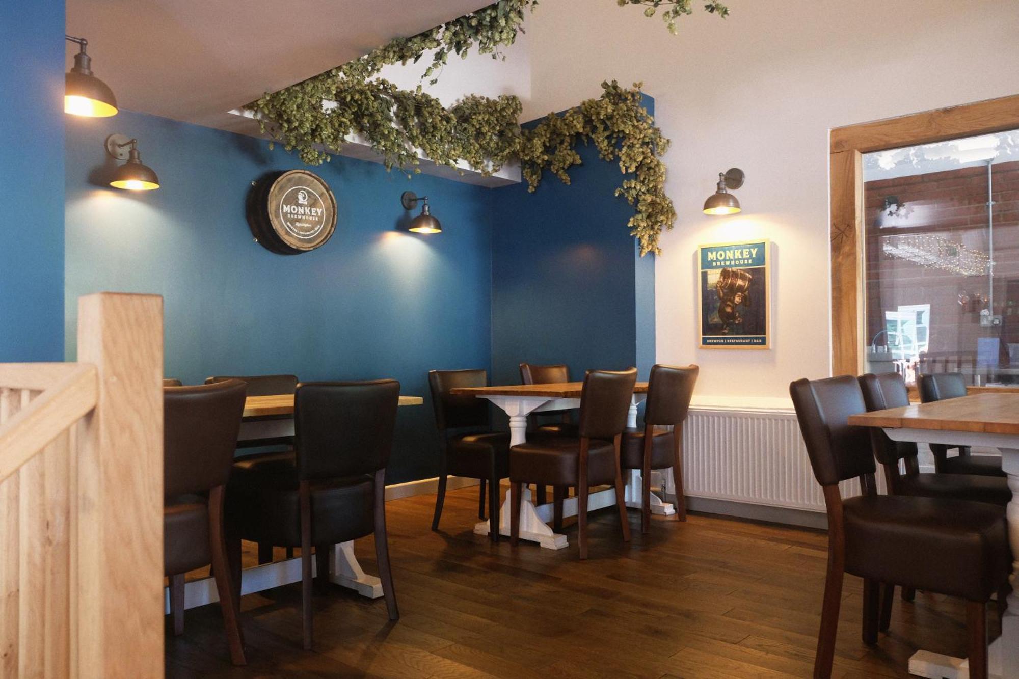 Monkey Brewhouse Hotel Лимингтън Екстериор снимка