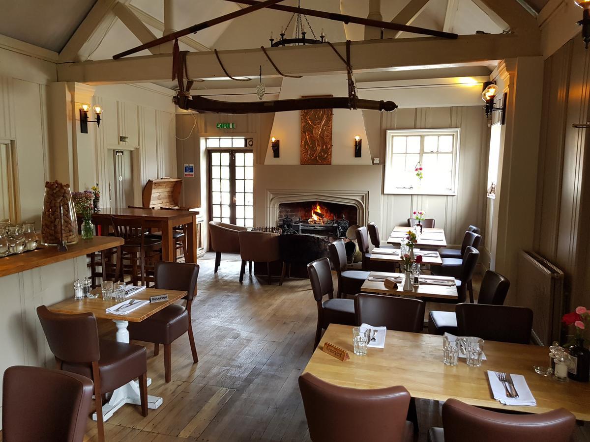 Monkey Brewhouse Hotel Лимингтън Екстериор снимка